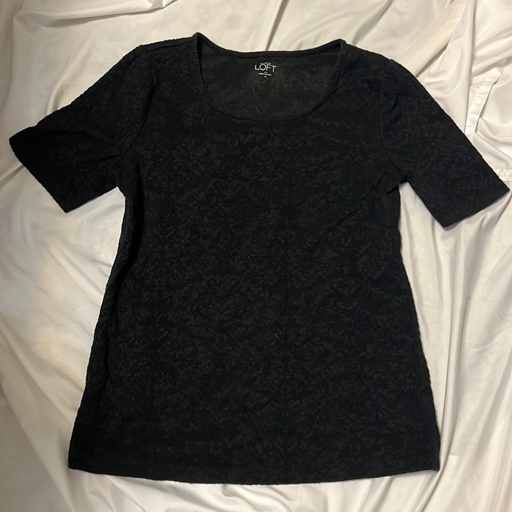 Size M black LOFT shirt